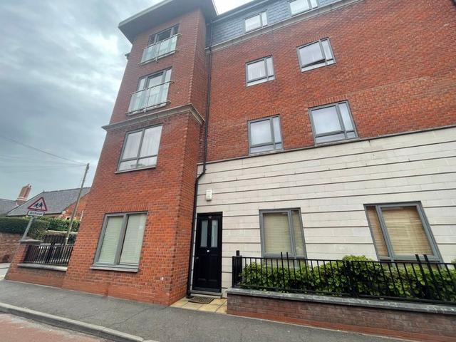 2 bedroom Apartment / Flat 